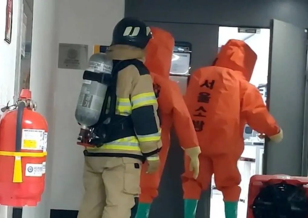 氫氟酸爆炸敲響警鐘：點(diǎn)石儀器守護(hù)實(shí)驗(yàn)室安全防線(xiàn)